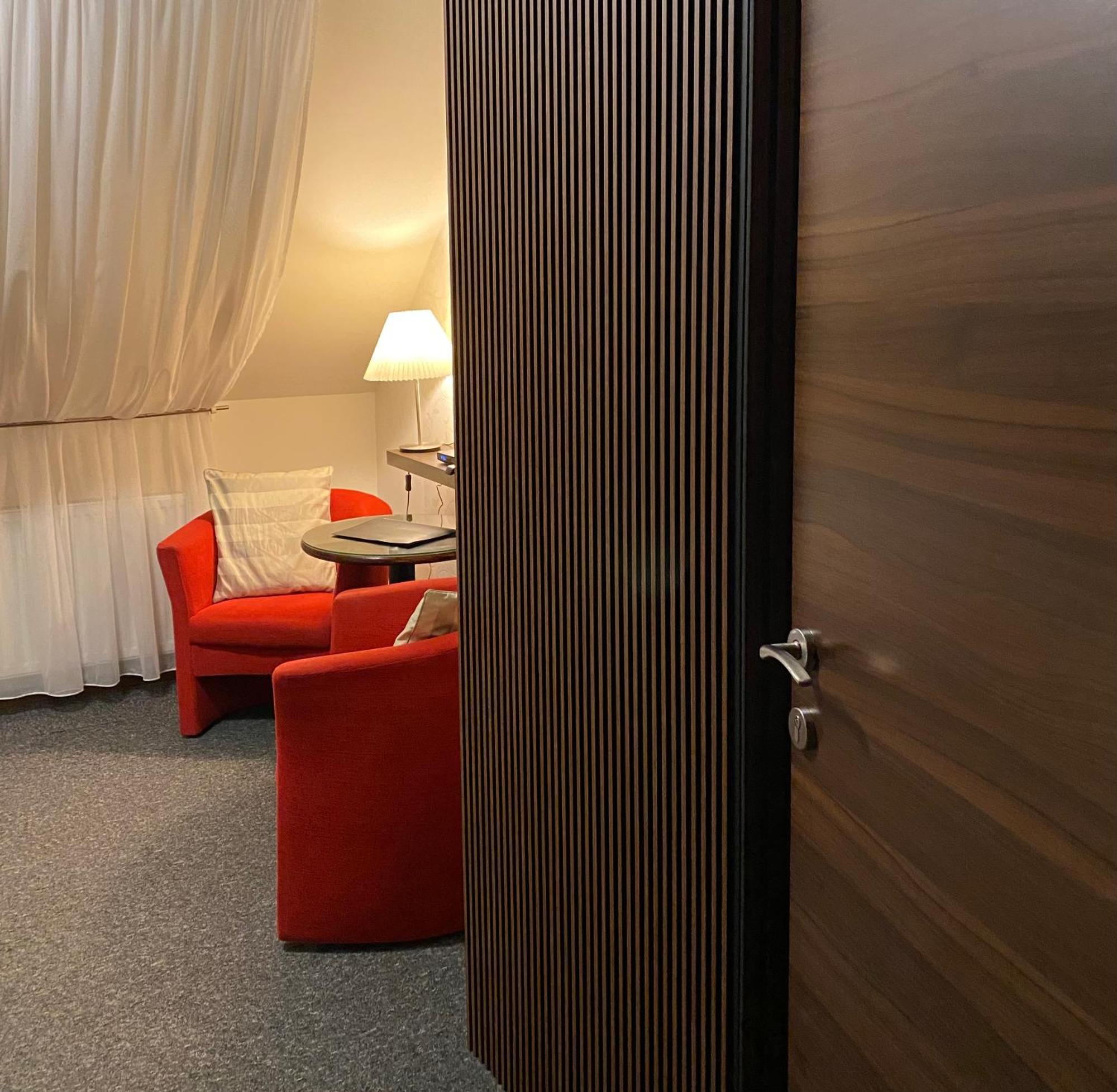 Penzion Luxor Трнава Екстериор снимка