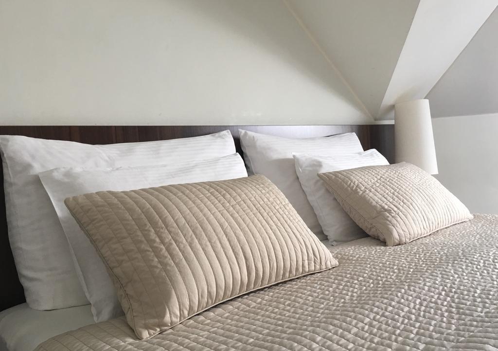 Penzion Luxor Трнава Екстериор снимка